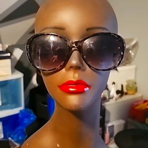 HoneyComb Designer Sunglasses, Large Lense, Black & Gray